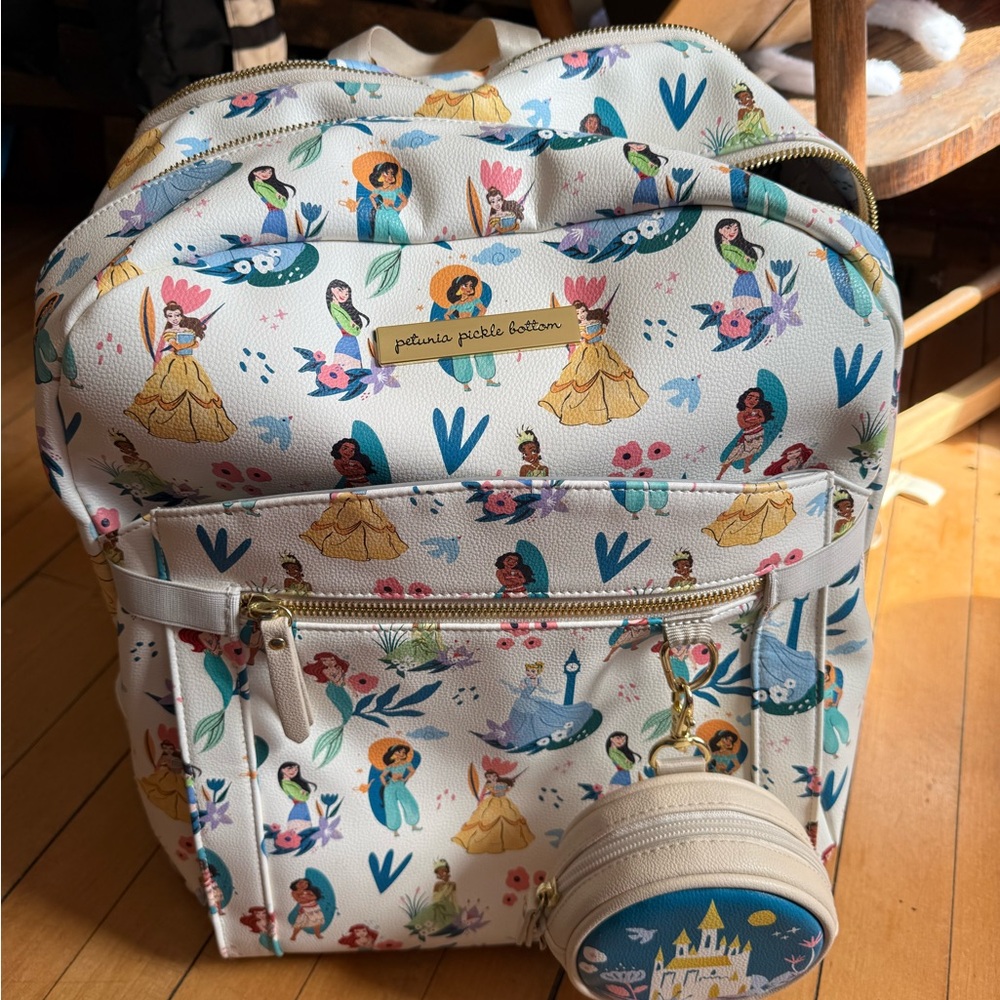 Petunia Pickle Bottom Provisions 2-1 diaper bag